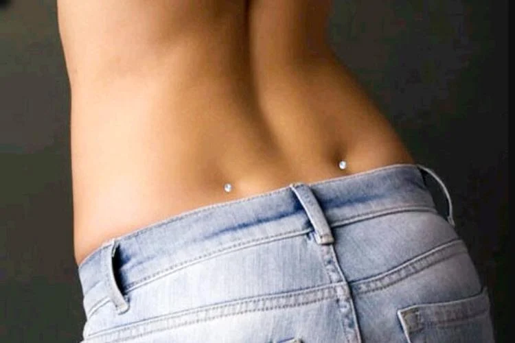 back-dimple-piercing.webp.7c2e332004e87edc4cced6f043915c84.webp